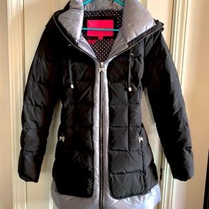 Betsy Johnson Black Puffer Jacket - Medium